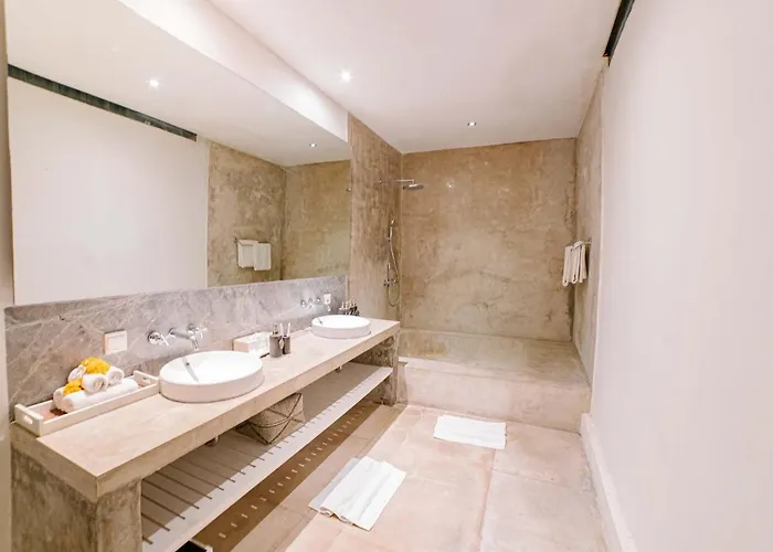 Cassamia Bali - Spacious Luxury 5 Bedroom Villa *