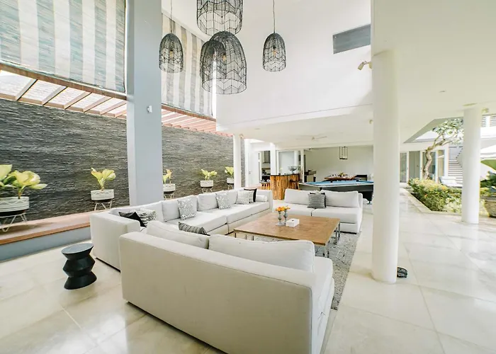Villa Cassamia Bali - Spacious Luxury 5 Bedroom Villa Jimbaran (Bali)