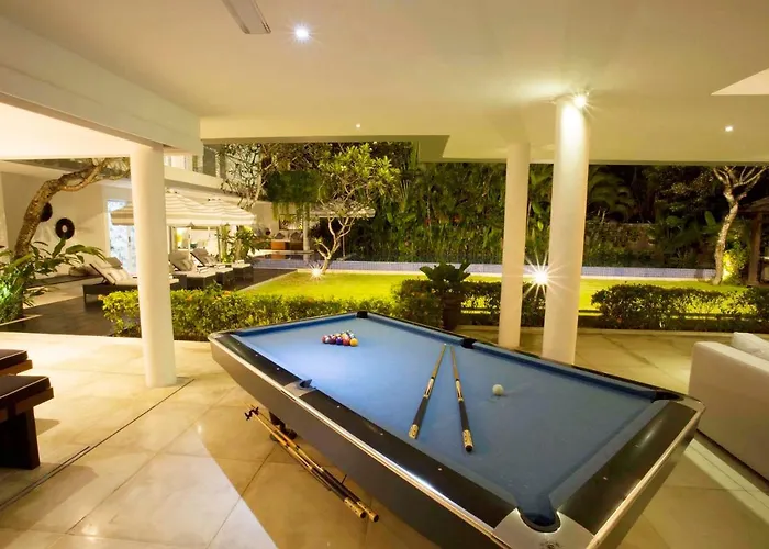 Villa Cassamia Bali - Spacious Luxury 5 Bedroom Villa Jimbaran (Bali)
