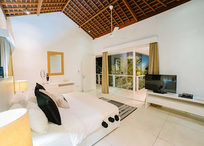 Cassamia Bali - Spacious Luxury 5 Bedroom Villa Jimbaran (Bali)