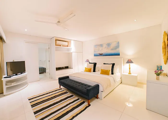 Cassamia Bali - Spacious Luxury 5 Bedroom Джимбаран